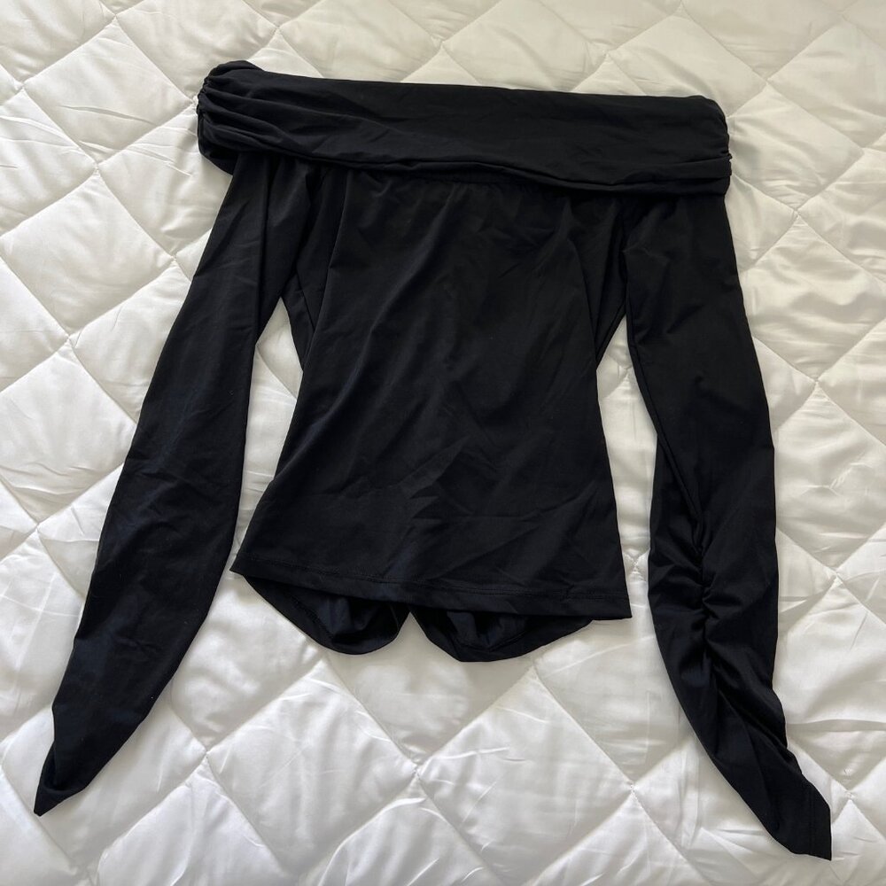 Zara Woman’s Top, Long Sleeve Off-The-Shoulder Black Size S, Almost new